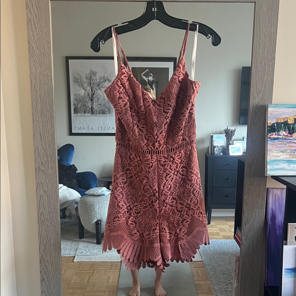 Lovers + Friends Sz M Lace Romper in Rose